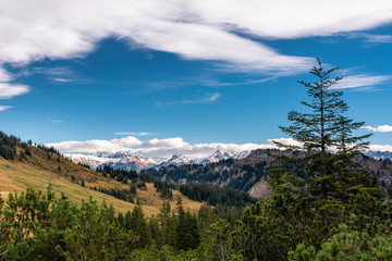 Fototapeta premium Riedbergpass, Hörnergruppe, Allgäuer Alpen, Kreis Oberallgäu, Bayern, Deutschland
