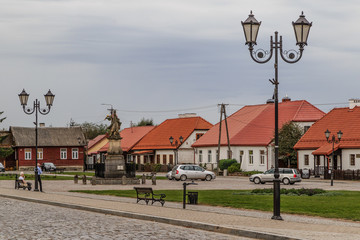 Domy mieszkalne na placu w Tykocinie © fotozen