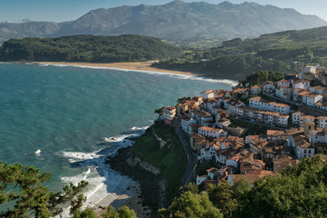 llanes