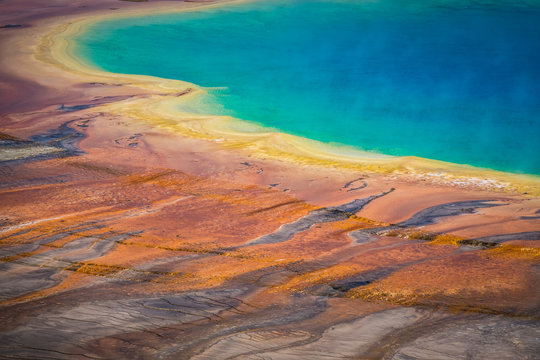 Grand Prismatic Spring, Yellowstone, Wyoming, USA