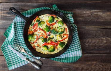 Frittata with broccoli and red pepper