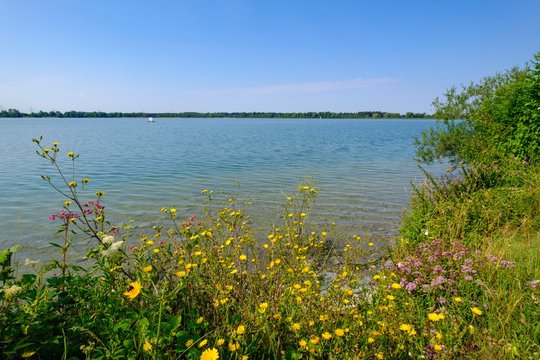 Mandicho Lake, Lech Reservoir, Merching near Augsburg, Swabia, Bavaria, Germany, Europe