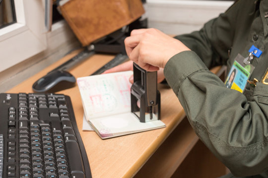 Putting stamps in passport documents of foreigners crossing the state border of Ukraine