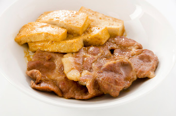 豚肉と豆腐の甘辛煮