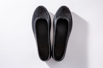 Korean-style black rubber shoes