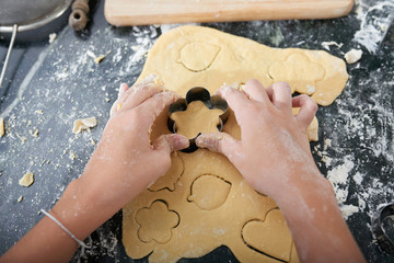 Cutting cookies
