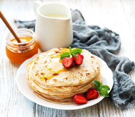 Delicious pancakes with strawberry