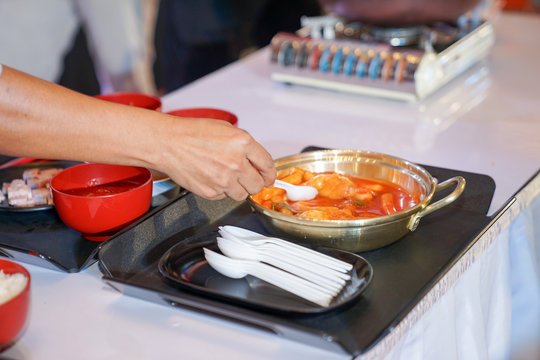 cooking Tokpokki, Korean food tradition
