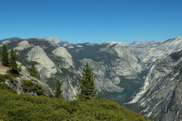 Obraz premium Yosemite National Park Valley summer landscape from Glacier Point