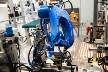 Robot arm in technology process