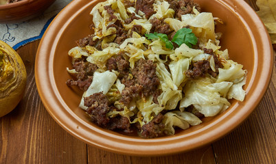 Estonian Hakkliha-kapsahautis