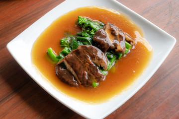 Kale and shiitake mushroom