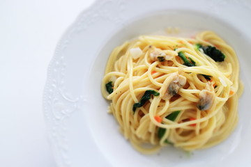 Itailian food, clam and spinach spaghetti