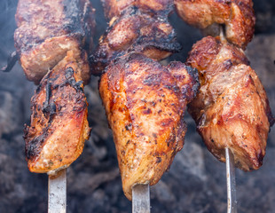 Russian Grilling and BBQ – Barbecue and grilling are widely popular in Russia. Most of the time the Russians enjoy Caucasian style barbecue.