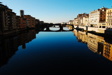 El río Arno en Florencia