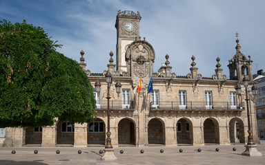 Obraz premium Panoramic image of the historic townhall of Lugo on a cloudy day, Camino de Santiago trail, Calicia, Spain