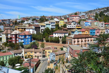 Fototapeta na wymiar Ville Colorée Valparaiso Chili - Colorful City Valparaiso Chile