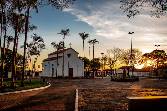 Por do Sol na Pra&ccedil;a Portinari