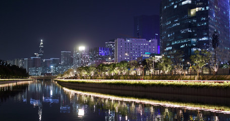 Fototapeta na wymiar Business district in Shenzhen at night
