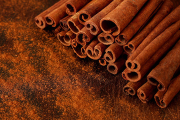 Cinnamon sticks and cinnamon powder