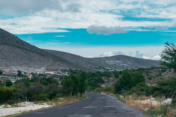 Fototapeta na wymiar Road in Hidalgo, Mexico