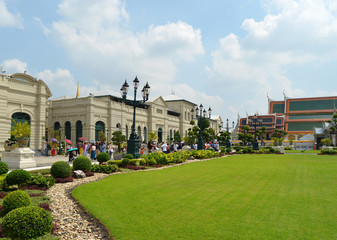 Fototapeta na wymiar thaialnde palais royal