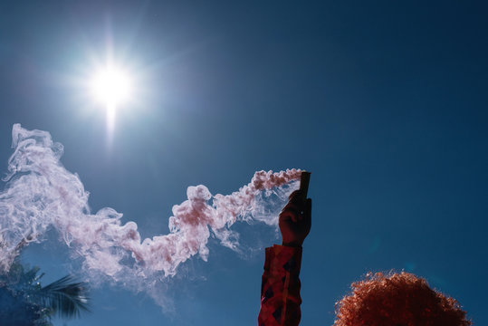 Red Hand Flare