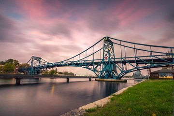 Fototapeta na wymiar Brücke in Wilhelmshaven