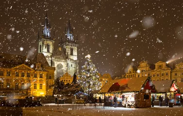Fotobehang Het Oude Stadsplein in de kersttijd. © Lukas Gojda
