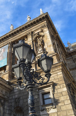 Fototapeta na wymiar Exterior of Hungarian State Opera House in Budapest on December 29, 2017.