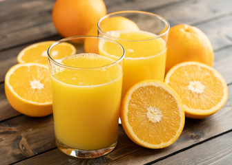 Fototapeta na wymiar freshly squeezed orange juice