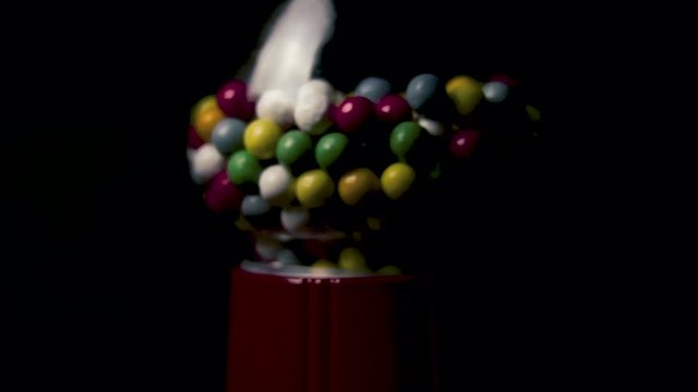 bubblegum dispenser turn around