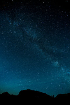 Fototapeta Night sky in Glacier National Park