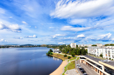 Obraz premium Summer view of the embankment of the city of Nizhny Tagil. Russia