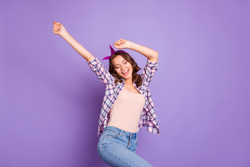 Portrait of nice cheerful cheery merry positive playful girlish 