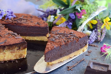 No bake cake, biscuit base with cocolate ganash