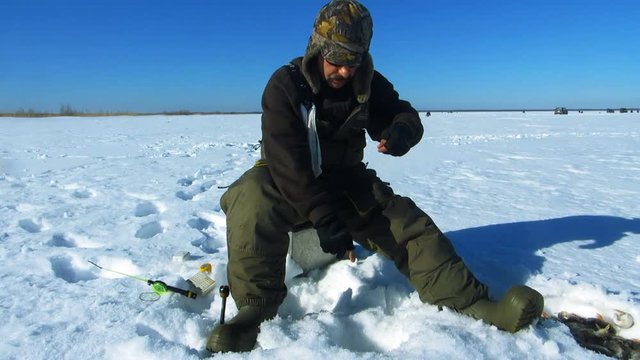 man winter fishing winter fishing