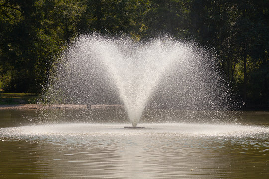 Springbrunnen, Fredenbaumpark, Dortmund, Ruhrgebiet, Nordrhein-Westfalen, Deutschland, Europa