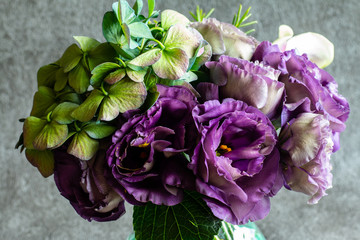 紫陽花とトルコキキョウ