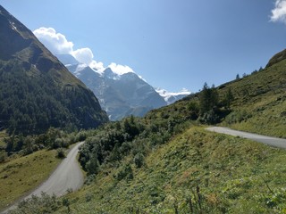 Weg in die Berge
