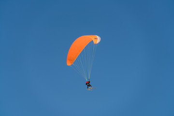 Ski parapente parachute montagne Alpes Chamonix