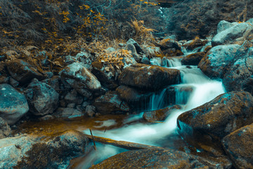 Górski Strumień na długim czasie naświetlania © Kuba