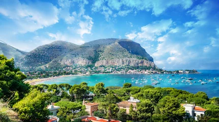 Fotobehang Palermo Uitzicht op de golf van Mondello en Monte Pellegrino, Palermo, eiland Sicilië, Italië