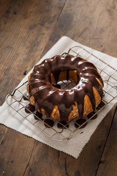 Close up of bundt cake on cooling rack