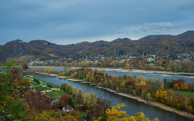 Fototapeta na wymiar nice landscape of the rhein river between mountains in germany