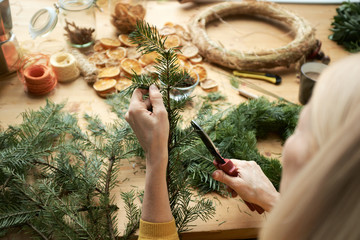 Xmas wreath making