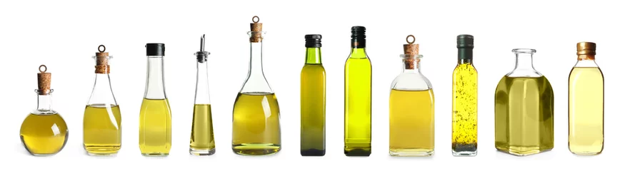 Foto op Plexiglas Set met flessen olie op witte achtergrond © New Africa