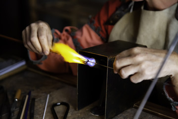 Blowing glass in a traditional way