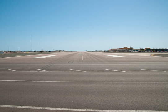 Gibraltar, Flughafen, Britisches &Uuml;berseegebiet
