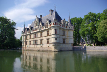 Fototapeta na wymiar Le chateau de Azay-le-Rideau.The castle is a charming Renaissance residence on the river.. Loire valley UNESCO World Heritage Site.
